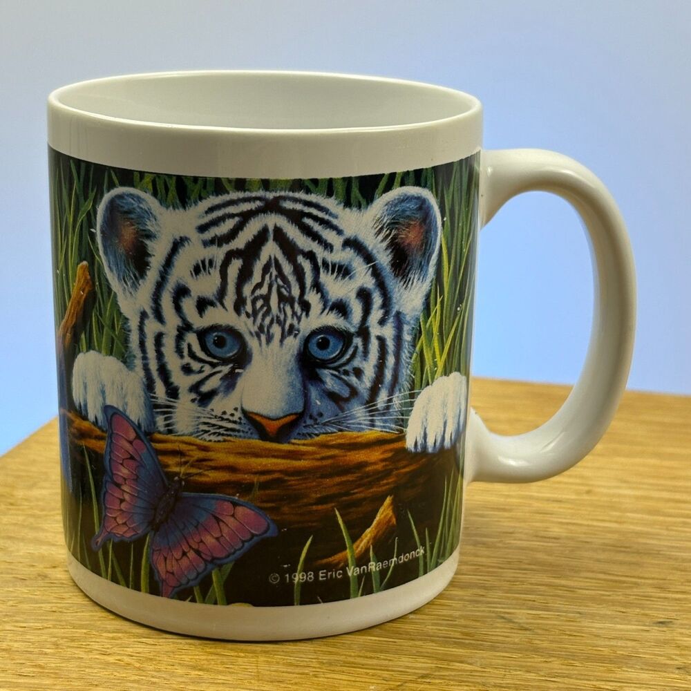 VTG 1998 Eric VanRaemdonck White Tiger Cub Butterfly Mug Ceramic Taiwan